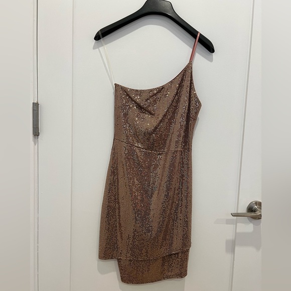 SPARKLY ONE SHOULDER DRESS - Picture 1 of 3